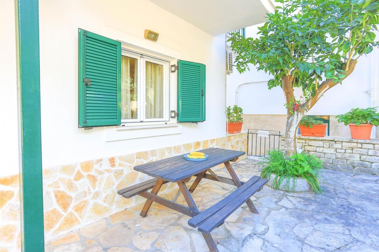 Zouli Athina Apartamento Kalámi Exterior foto